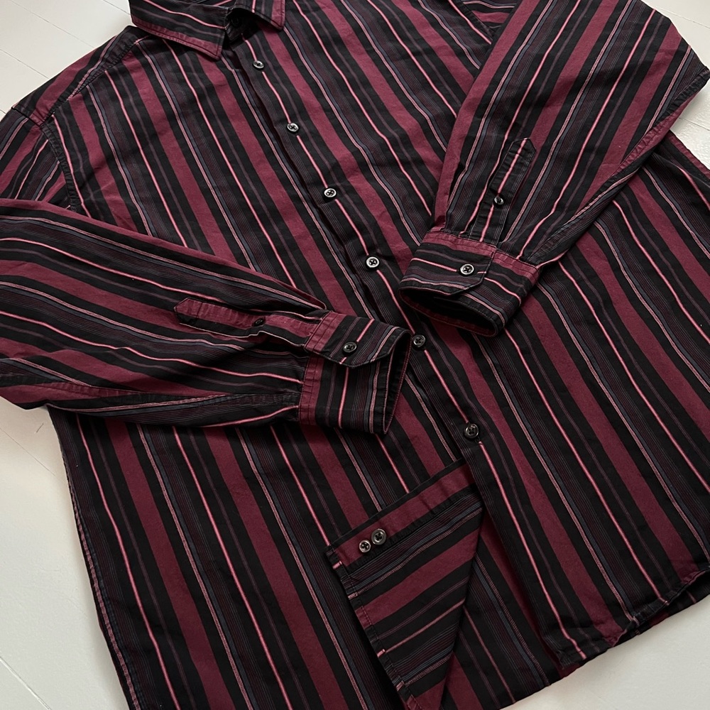 Claiborne large button down - Picture 3 of 12
